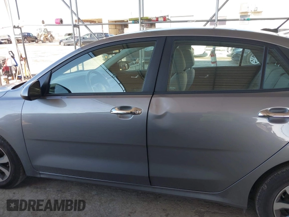2023 Kia Rio S z VIN 3KPA24AD1PE579816, wystawiony jako IAAI lot #41349202 z przebiegiem 5784 mil mil oraz . Historia ofert i sprzedaży dostępna na DreamBid. Obrazek 14.