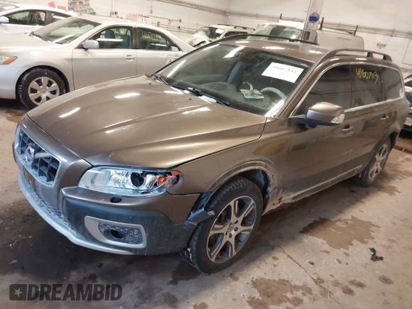 2013 Volvo XC70 T6 with VIN YV4902BZ3D1160451, listed as a IAAI auction lot 41607113 with 212,568 mi miles and . Bid and sale history available at DreamBid. Image 17.