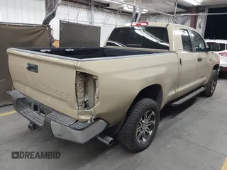 2017 Toyota Tundra SR5 z VIN 5TFRY5F18HX222592, wystawiony jako IAAI lot #42213820 z przebiegiem 204 876 mil mil oraz . Historia ofert i sprzedaży dostępna na DreamBid. Obrazek 4.