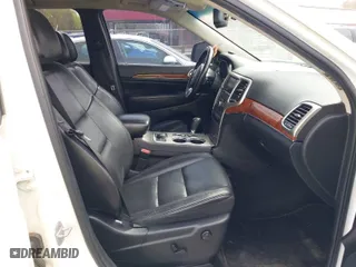 2011 Jeep Grand Cherokee Limited with VIN 1J4RR5GG4BC631343, listed as a IAAI auction lot 41933513 with 262,207 mi miles. Bid and sale history available at carsss.com. Image 5.