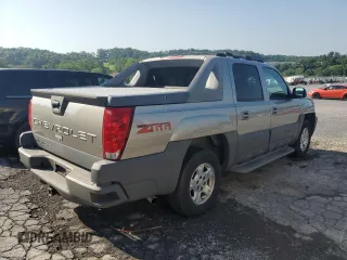 2002 Chevrolet Avalanche with VIN 3GNEC13T12G344922, listed as a Copart auction lot 62425105 with 190,781 mi miles and Clean title. Bid and sale history available at DreamBid. Image 3.