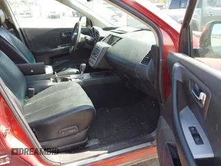 2006 Nissan Murano SL с VIN JN8AZ08T56W421845, выставлен на аукционе IAAI как лот 42431126 с пробегом 186 045 миль миль и . История ставок и продаж доступна на DreamBid. Изображение 5.