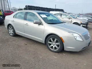 2010 Mercury Milan Premier with VIN 3MEHM0JA5AR639828, listed as a IAAI auction lot 41709923 with 121,941 mi miles. Bid and sale history available at carsss.com. Image 1.