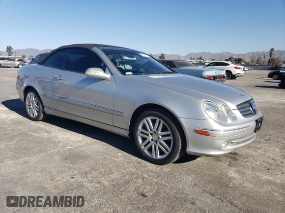 2005 Mercedes-Benz CLK 320 with VIN WDBTK65J85F161050, listed as a Copart auction lot 81561104 with 159,584 mi miles and Clean Title. Bid and sale history available at DreamBid. Image 4.