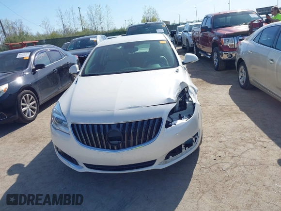 2014 Buick Regal Premium I with VIN 2G4GN5EX0E9270616, listed as a IAAI auction lot 42042923 with 197,044 mi miles. Bid and sale history available at carsss.com. Image 12.