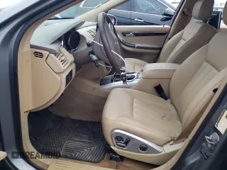 2010 Mercedes-Benz R 350 with VIN 4JGCB2FE6AA106188, listed as a Copart auction lot 81716824 with Not Provided miles and Salvage Title. Bid and sale history available at DreamBid. Image 7.
