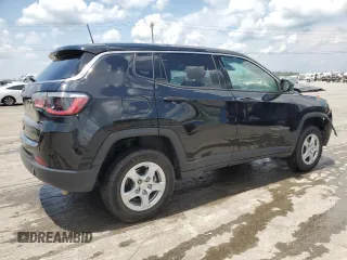 2022 Jeep Compass Sport with VIN 3C4NJDAB6NT221123, listed as a Copart auction lot 61963685 with 32,764 mi miles and Salvage title. Bid and sale history available at DreamBid. Image 3.