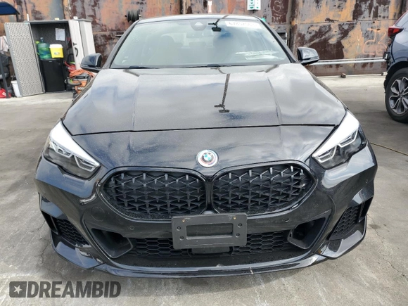 2022 BMW 2 Series M235i xDrive with VIN WBA13AL04N7L11603, listed as a Copart auction lot 67852563 with 5,828 mi miles. Bid and sale history available at carsss.com. Image 5.