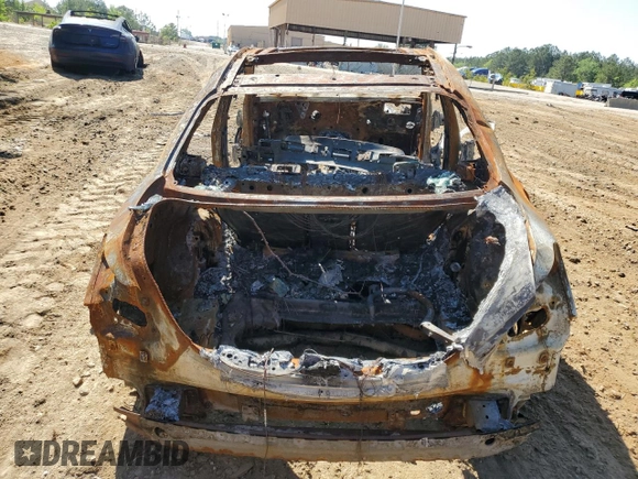 2015 Mercedes-Benz C 300 Luxury with VIN 55SWF4KB3FU006351, listed as a Copart auction lot 54563605 with Not provided miles and Salvage title. Bid and sale history available at DreamBid. Image 6.