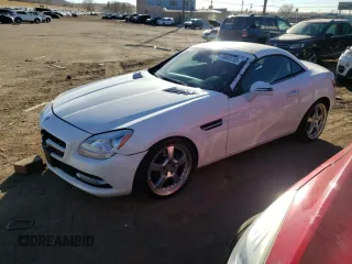 2014 Mercedes-Benz SLK-Class SLK 250 with VIN WDDPK4HA2EF083910, listed as a Copart auction lot 39800793 with 20,441 mi miles and Clean Title. Bid and sale history available at carsss.com. Image 1.