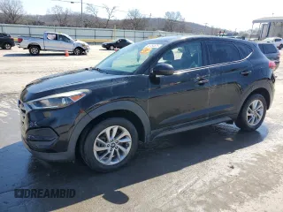 2017 Hyundai Tucson SE z VIN KM8J23A40HU279838, wystawiony jako Copart lot #48764525 z przebiegiem 95 543 mil mil oraz Czysty tytuł • Clean title. Historia ofert i sprzedaży dostępna na DreamBid. Obrazek 1.