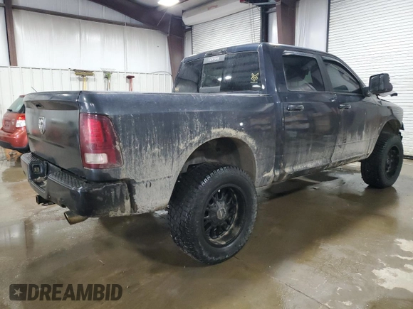 2013 Ram 1500 Sport z VIN 1C6RR7MT0DS615059, wystawiony jako Copart lot #89258315 z przebiegiem 136 524 mil mil oraz Szkoda całkowita • Salvage title. Historia ofert i sprzedaży dostępna na DreamBid. Obrazek 3.