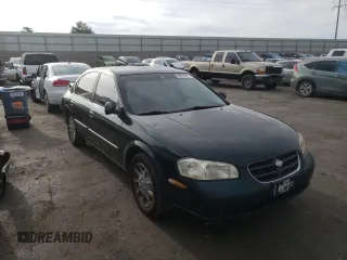 2000 Nissan Maxima GXE z VIN JN1CA31D7YT728277, wystawiony jako Copart lot #54730184 z przebiegiem 131 185 mil mil oraz Czysty tytuł • Clean title. Historia ofert i sprzedaży dostępna na DreamBid. Obrazek 4.