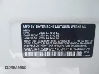 2019 BMW 5 Series 530i xDrive with VIN WBAJA7C50KWC77684, listed as a IAAI auction lot 41629289 with 31,194 mi miles. Bid and sale history available at carsss.com. Image 9.