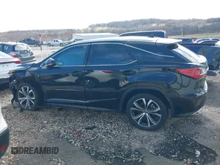 2018 Lexus RX 350 z VIN 2T2BZMCA8JC153657, wystawiony jako IAAI lot #41701705 z przebiegiem 15 749 mil mil oraz . Historia ofert i sprzedaży dostępna na DreamBid. Obrazek 14.