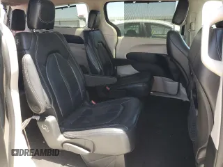 2022 Chrysler Pacifica Touring L with VIN 2C4RC1BG1NR191584, listed as a Copart auction lot 60469305 with 80,094 mi miles and Salvage title. Bid and sale history available at DreamBid. Image 11.