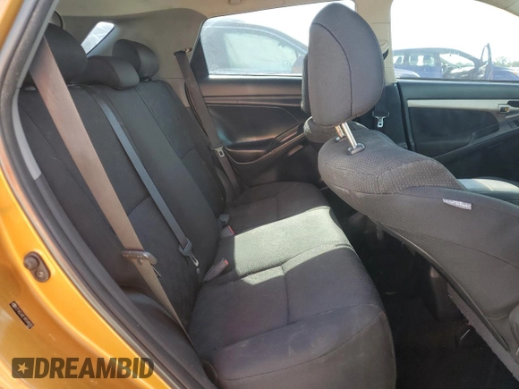 2009 Toyota Matrix S z VIN 2T1KE40E19C006065, wystawiony jako Copart lot #58270085 z przebiegiem 98 151 mil mil oraz Czysty tytuł • Clean title. Historia ofert i sprzedaży dostępna na DreamBid. Obrazek 10.