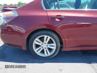 2010 Nissan Altima 3.5 SR with VIN 1N4BL2APXAN411116, listed as a IAAI auction lot 42122514 with 181,641 mi miles. Bid and sale history available at carsss.com. Image 13.