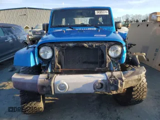 2015 Jeep Wrangler Unlimited Sahara с VIN 1C4BJWEG5FL586751, выставлен на аукционе Copart как лот 84089374 с пробегом 118 184 миль миль и Списание • Salvage title. История ставок и продаж доступна на DreamBid. Изображение 5.