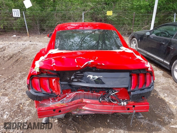 2020 Ford Mustang EcoBoost z VIN 1FA6P8TH2L5122958, wystawiony jako IAAI lot #42151031 z przebiegiem 47 793 mil mil oraz . Historia ofert i sprzedaży dostępna na DreamBid. Obrazek 6.