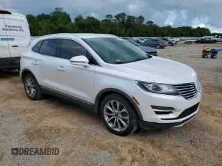 2015 Lincoln MKC z VIN 5LMCJ1A98FUJ18143, wystawiony jako Copart lot #56181915 z przebiegiem 105 933 mil mil oraz Szkody całkowita. Historia ofert i sprzedaży dostępna na DreamBid. Obrazek 4.