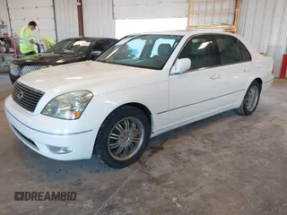 2002 Lexus LS 430 z VIN JTHBN30F120065022, wystawiony jako IAAI lot #42190592 z przebiegiem 199 874 mil mil oraz . Historia ofert i sprzedaży dostępna na DreamBid. Obrazek 2.