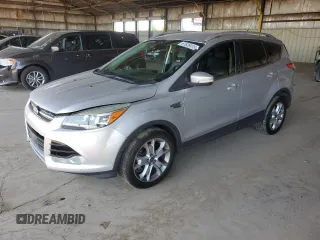 2015 Ford Escape Titanium z VIN 1FMCU9J96FUB33670, wystawiony jako Copart lot #61826915 z przebiegiem 179 794 mil mil oraz Szkoda całkowita • Salvage title. Historia ofert i sprzedaży dostępna na DreamBid. Obrazek 1.