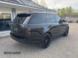2019 Land Rover Range Rover HSE with VIN SALGS2SV5KA528460, listed as a IAAI auction lot 42184615 with 122,951 mi miles and . Bid and sale history available at DreamBid. Image 4.