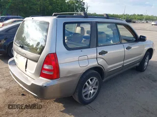 2005 Subaru Forester XS L.L. Bean с VIN JF1SG67655H727036, выставлен на аукционе IAAI как лот 42228111 с пробегом 215 925 миль миль и . История ставок и продаж доступна на DreamBid. Изображение 4.