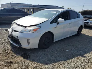 2015 Toyota Prius Four with VIN JTDKN3DU8F0415519, listed as a Copart auction lot 62406755 with 203,521 mi miles and Salvage title. Bid and sale history available at DreamBid. Image 1.