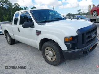 2008 Ford F-250 XL with VIN 1FTSX20R58EA62121, listed as a IAAI auction lot 42250450 with 188,442 mi miles and . Bid and sale history available at DreamBid. Image 1.