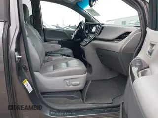 2015 Toyota Sienna XLE with VIN 5TDYK3DC6FS672329, listed as a IAAI auction lot 41908974 with 117,950 mi miles. Bid and sale history available at carsss.com. Image 5.