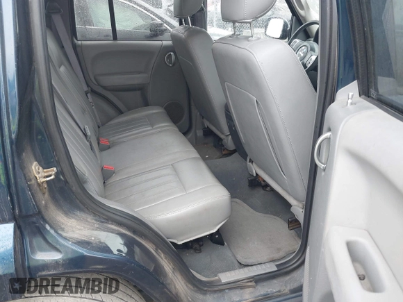 2005 Jeep Liberty Limited with VIN 1J4GK58K75W651930, listed as a IAAI auction lot 41879451 with 283,206 mi miles. Bid and sale history available at carsss.com. Image 8.