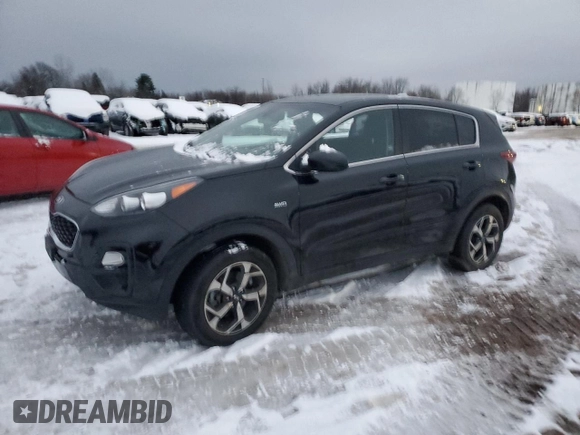 2021 Kia Sportage LX with VIN KNDPMCAC5M7892238, listed as a Copart auction lot 83064634 with 70,051 mi miles and Non Repairable. Bid and sale history available at carsss.com. Image 1.