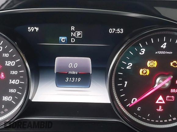 2020 Mercedes-Benz E 350 z VIN W1KZF8DB4LA826368, wystawiony jako IAAI lot #41449930 z przebiegiem 31 319 mil mil oraz . Historia ofert i sprzedaży dostępna na DreamBid. Obrazek 7.