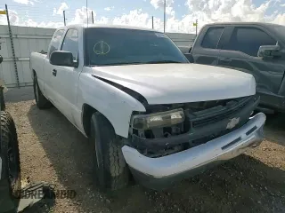 2000 Chevrolet Silverado 1500 with VIN 2GCEC19W0Y1310868, listed as a Copart auction lot 52819815 with 348,088 mi miles and Salvage Title. Bid and sale history available at DreamBid. Image 11.