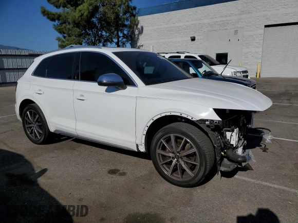 2022 Audi SQ5 Premium with VIN WA1A4AFYXN2028485, listed as a Copart auction lot 69075494 with 24,526 mi miles and Salvage Title. Bid and sale history available at DreamBid. Image 4.