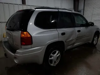 2007 GMC Envoy SLT with VIN 1GKDT13S572310014, listed as a Copart auction lot 44322845 with 152,489 mi miles and Salvage Title. Bid and sale history available at carsss.com. Image 3.