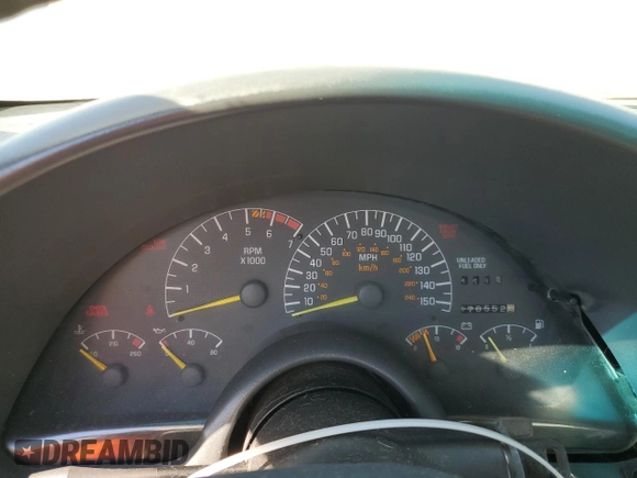 1996 Pontiac Firebird Formula with VIN 2G2FV22P7T2224391, listed as a Copart auction lot 49730685 with 176,552 mi miles and Clean title. Bid and sale history available at DreamBid. Image 9.