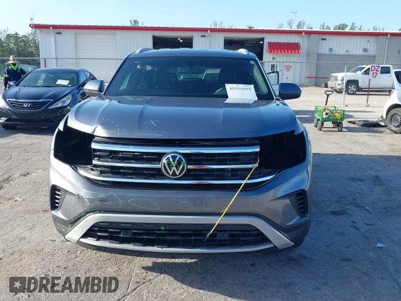 2022 Volkswagen Atlas SE с VIN 1V2WE2CA3NC218854, выставлен на аукционе IAAI как лот 41931015 с пробегом 49 855 миль миль и . История ставок и продаж доступна на DreamBid. Изображение 13.