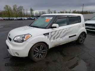 2011 Kia Soul + with VIN KNDJT2A21B7262871, listed as a Copart auction lot 52214145 with 239,808 mi miles and Clean Title. Bid and sale history available at carsss.com. Image 1.