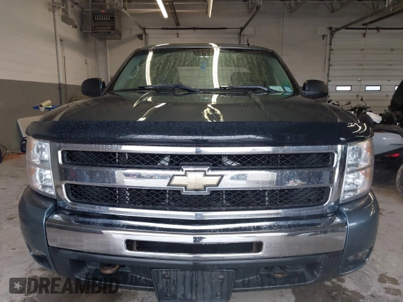 2011 Chevrolet Silverado 1500 LT with VIN 1GCPKSE39BF265085, listed as a IAAI auction lot 42198467 with 135,879 mi miles and . Bid and sale history available at DreamBid. Image 12.