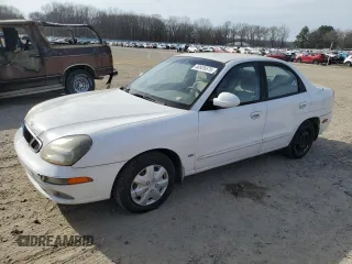 2001 Daewoo Nubira z VIN KLAJC52Z01K711120, wystawiony jako Copart lot #48926575 z przebiegiem 103 375 mil mil oraz Tytuł czysty. Historia ofert i sprzedaży dostępna na DreamBid. Obrazek 1.