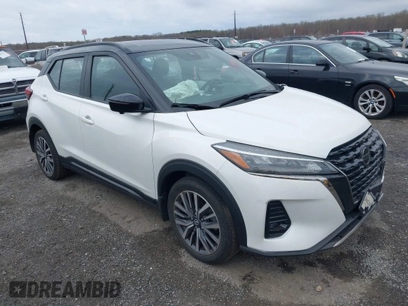 2021 Nissan Kicks SR z VIN 3N1CP5DV2ML492750, wystawiony jako IAAI lot #41918321 z przebiegiem 40 634 mil mil oraz . Historia ofert i sprzedaży dostępna na DreamBid. Obrazek 1.