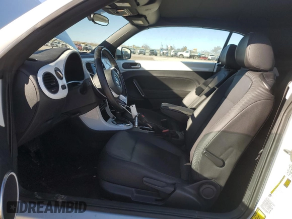 2018 Volkswagen Beetle S with VIN 3VW5DAAT7JM505022, listed as a Copart auction lot 80056374 with 45,473 mi miles and Salvage Title. Bid and sale history available at DreamBid. Image 7.