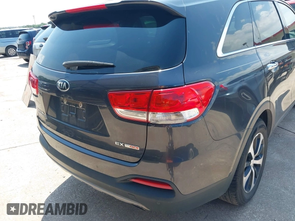 2017 Kia Sorento EX with VIN 5XYPH4A14HG190770, listed as a IAAI auction lot 42501305 with 156,570 mi miles and . Bid and sale history available at DreamBid. Image 6.