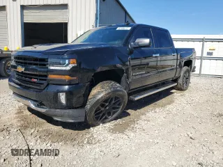 2018 Chevrolet Silverado 1500 LT with VIN 3GCUKREHXJG322768, listed as a Copart auction lot 75277554 with 158,731 mi miles and Clean Title. Bid and sale history available at carsss.com. Image 1.