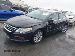 2012 Volkswagen CC R-Line z VIN WVWMP7AN5CE501909, wystawiony jako IAAI lot #39791104 z przebiegiem 217 399 mil mil oraz . Historia ofert i sprzedaży dostępna na DreamBid. Obrazek 16.