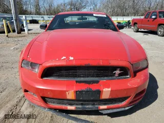 2013 Ford Mustang V6 with VIN 1ZVBP8AM7D5252354, listed as a Copart auction lot 49261555 with 134,578 mi miles and Clean Title. Bid and sale history available at carsss.com. Image 5.