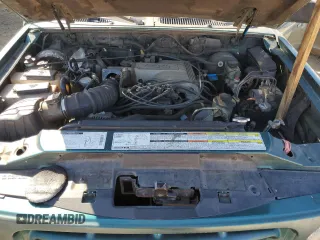 1998 Ford Explorer XLT z VIN 1FMZU32P8WZC33499, wystawiony jako Copart lot #46713545 z przebiegiem 371 924 mil mil oraz Szkoda całkowita • Salvage title. Historia ofert i sprzedaży dostępna na DreamBid. Obrazek 13.